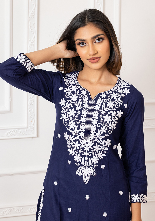 YELI EMBROIDERY KURTHA